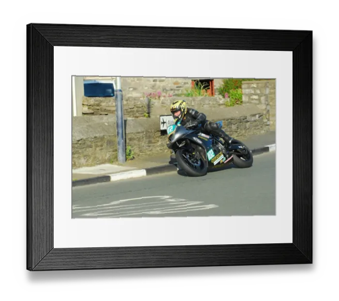 Framed Print : Ron Soar (Suzuki) 2015 Southern 100 Framed Print : Ron Soar (Suzuki) 2015 Southern 100