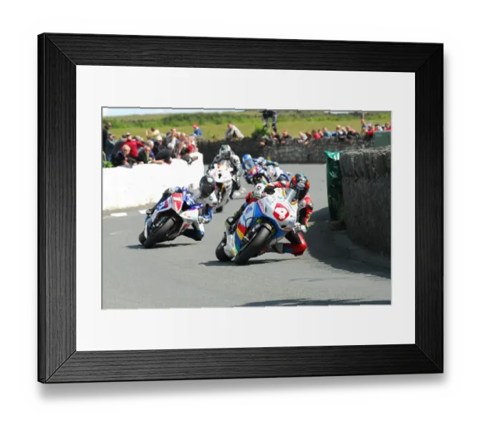 Framed Print : Dan Kneen (Honda) and Guy Martin (BMW) 2015 Southern 100 Framed Print : Dan Kneen (Honda) and Guy Martin (BMW) 2015 Southern 100