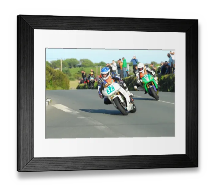 Framed Print : Murray McConnachie (Kawasaki) 2015 Southern 100 Framed Print : Murray McConnachie (Kawasaki) 2015 Southern 100