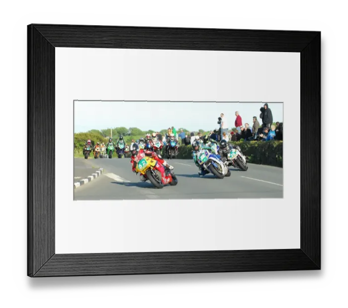 Framed Print : James Cowton (Kawasaki) Ivan Lintin (Kawasaki) and Jamie Coward (Kawasaki) 2015 Southern 100 Framed Print : James Cowton (Kawasaki) Ivan Lintin (Kawasaki) and Jamie Coward (Kawasaki) 2015 Southern 100