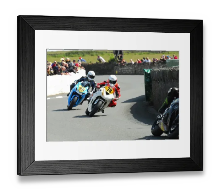 Framed Print : James Hinchliffe (Kawasaki) 2015 Southern 100 Framed Print : James Hinchliffe (Kawasaki) 2015 Southern 100