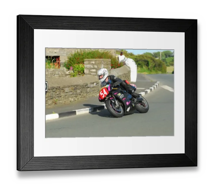 Framed Print : Mark Bamford (Kawasaki) 2015 Southern 100 Framed Print : Mark Bamford (Kawasaki) 2015 Southern 100