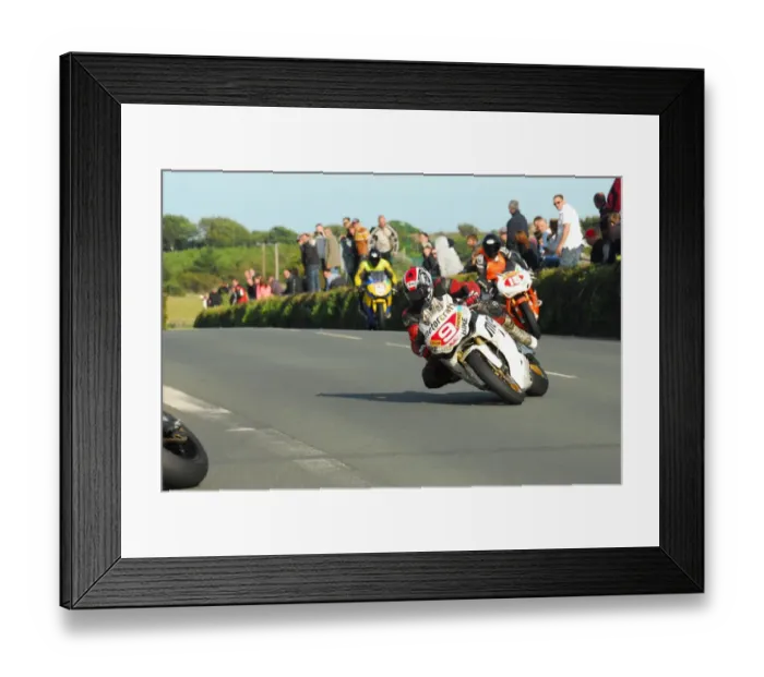 Framed Print : Mick Goodings (Honda) 2015 Southern 100 Framed Print : Mick Goodings (Honda) 2015 Southern 100