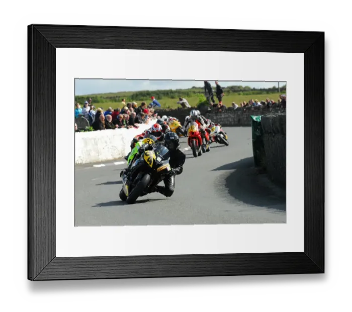 Framed Print : John Coleman (Yamaha) 2015 Southern 100 Framed Print : John Coleman (Yamaha) 2015 Southern 100
