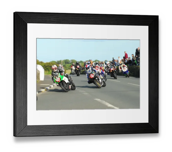 Framed Print : Anthony Redmond (Suzuki) and Michael Russell (Honda) 2015 Southern 100 Framed Print : Anthony Redmond (Suzuki) and Michael Russell (Honda) 2015 Southern 100