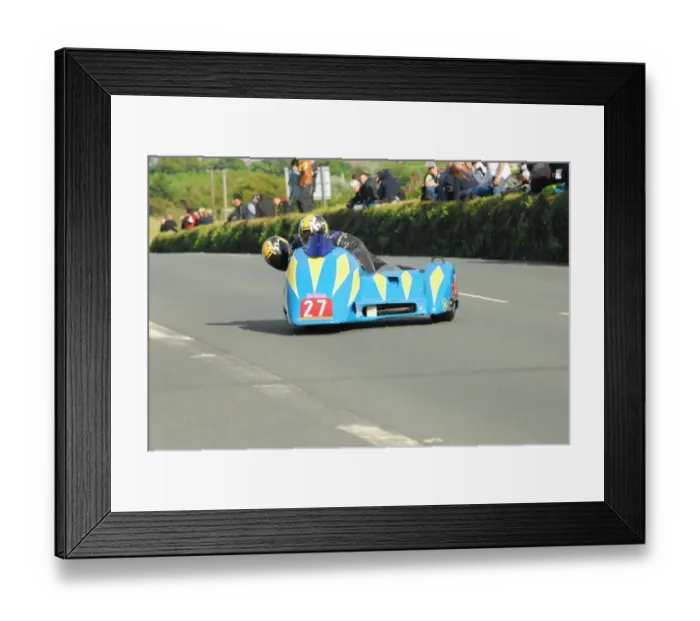 Framed Print : Horst Walczak & Andrew Miller (Ireson Honda) 2015 Southern 100 Framed Print : Horst Walczak & Andrew Miller (Ireson Honda) 2015 Southern 100