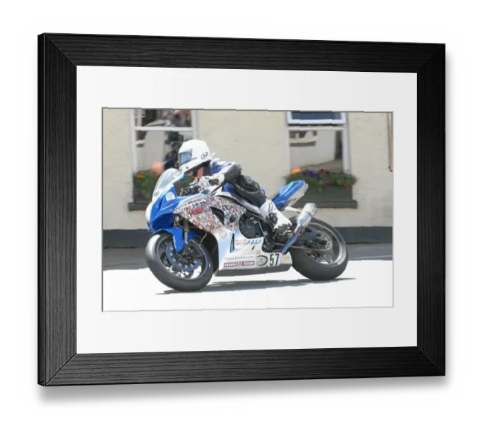 Framed Print : Steve Mercer (The Peoples Bike Suzuki) 2009 Superbike TT Framed Print : Steve Mercer (The Peoples Bike Suzuki) 2009 Superbike TT