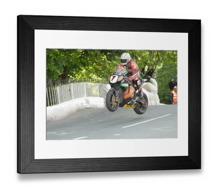 Framed Print : Michael Lines & Kevin Perry (LCR) 2009 Southern 100 Framed Print : Michael Lines & Kevin Perry (LCR) 2009 Southern 100