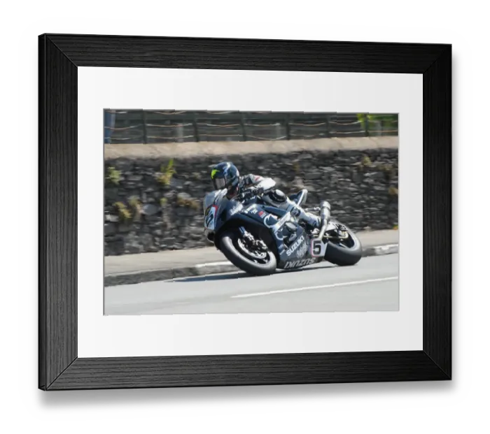 Framed Print : Bruce Anstey (Suzuki) 2008 Superbike TT Framed Print : Bruce Anstey (Suzuki) 2008 Superbike TT