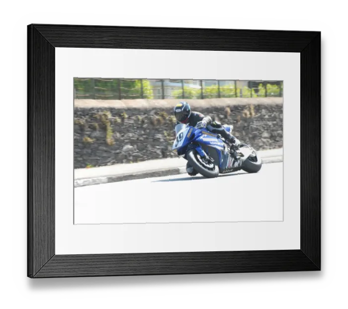 Framed Print : Tim Poole (Yamaha) 2008 Superbike TT Framed Print : Tim Poole (Yamaha) 2008 Superbike TT