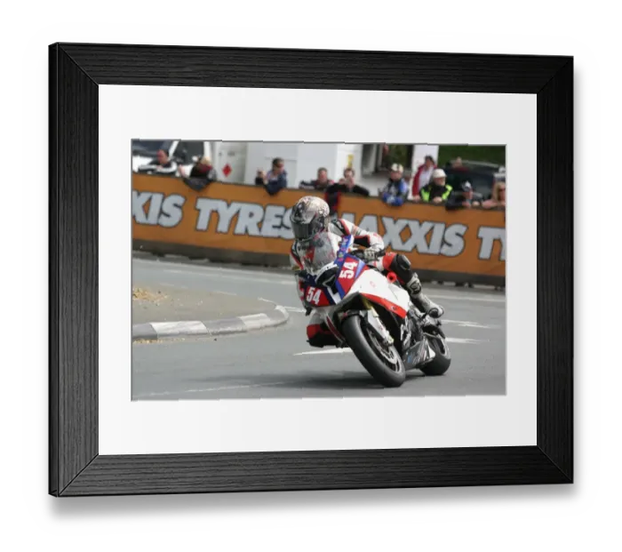 Framed Print : Hudson Kennaugh (BMW) 2010 Senior TT Framed Print : Hudson Kennaugh (BMW) 2010 Senior TT