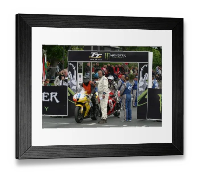 Framed Print : Martin Loicht (Honda) 2010 Supersport TT Framed Print : Martin Loicht (Honda) 2010 Supersport TT