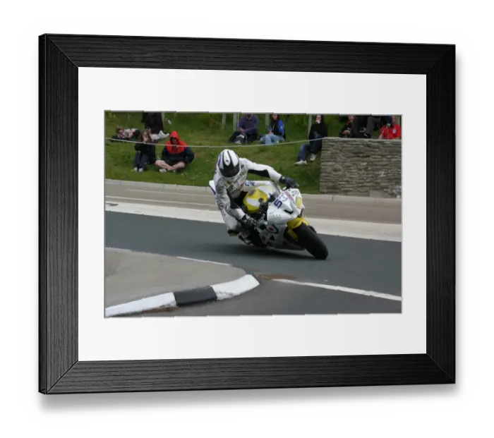 Framed Print : Michael Russell (Yamaha) 2010 Supersport TT Framed Print : Michael Russell (Yamaha) 2010 Supersport TT