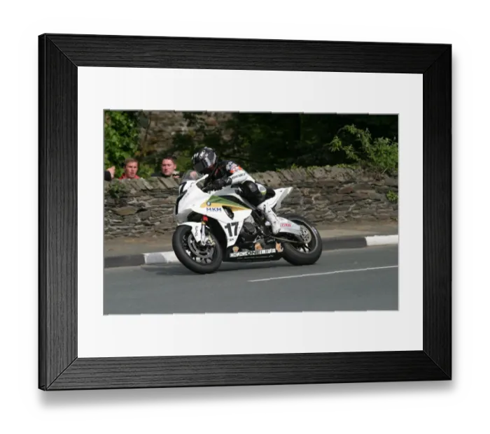 Framed Print : Mark Miller (BMW) 2010 Superbike TT Framed Print : Mark Miller (BMW) 2010 Superbike TT