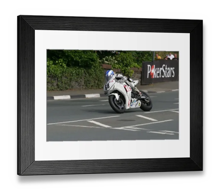 Framed Print : Jenny Tinmouth (Honda) 2010 Superbike TT Framed Print : Jenny Tinmouth (Honda) 2010 Superbike TT