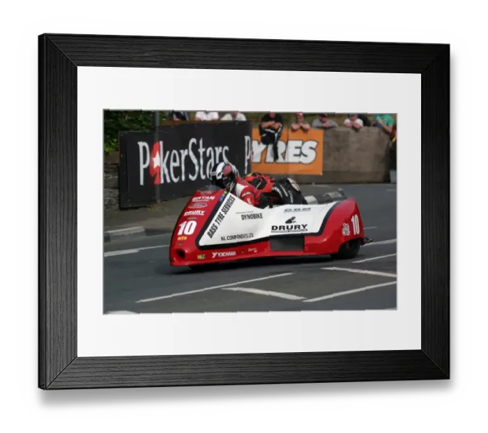 Framed Print : Gary Bryan & Gary Partridge (Baker Honda) 2010 Sidecar A TT Framed Print : Gary Bryan & Gary Partridge (Baker Honda) 2010 Sidecar A TT