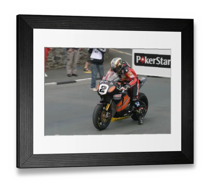 Framed Print : John McGuinness (Honda) 2010 Superbike TT Framed Print : John McGuinness (Honda) 2010 Superbike TT