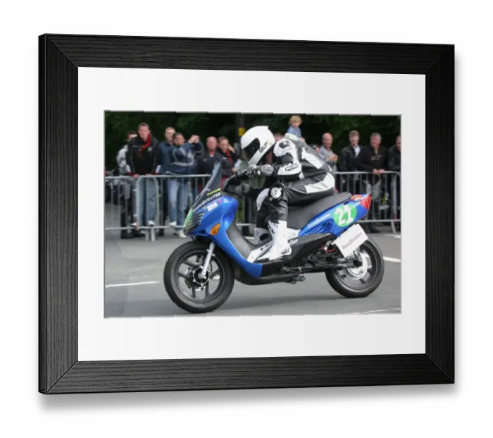 Framed Print : Antonio Maeso (Inno Scooter) 2010 Zero TT Framed Print : Antonio Maeso (Inno Scooter) 2010 Zero TT