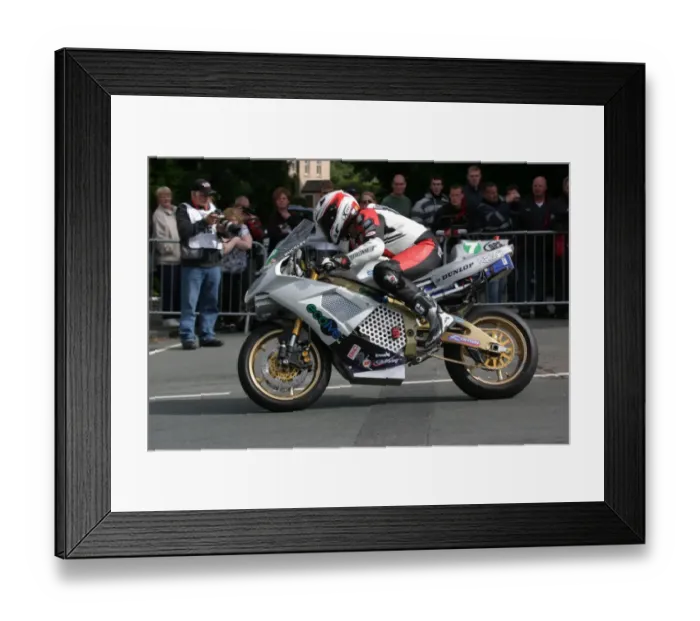 Framed Print : Mark Buckley (Ecolve) 2010 Zero TT Framed Print : Mark Buckley (Ecolve) 2010 Zero TT