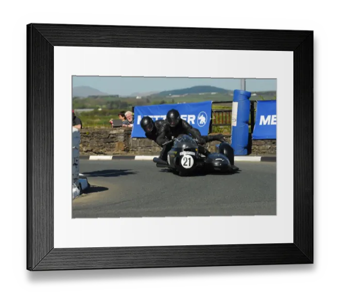 Framed Print : Richard Pouwels & Kim van Loon-Pouwels (Harley Davidson) 2013 Pre TT Classic Framed Print : Richard Pouwels & Kim van Loon-Pouwels (Harley Davidson) 2013 Pre TT Classic