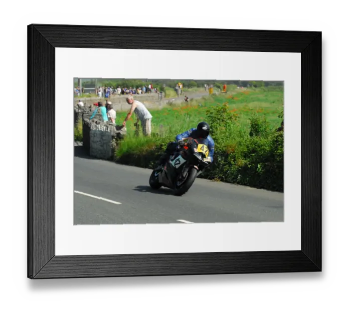 Framed Print : Stuart Rayner (Kawasaki) 2013 Southern 100 Framed Print : Stuart Rayner (Kawasaki) 2013 Southern 100