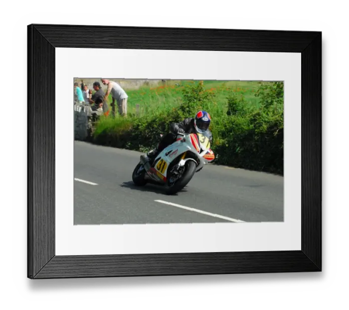 Framed Print : Ross Johnson (Yamaha) 2013 Southern 100 Framed Print : Ross Johnson (Yamaha) 2013 Southern 100