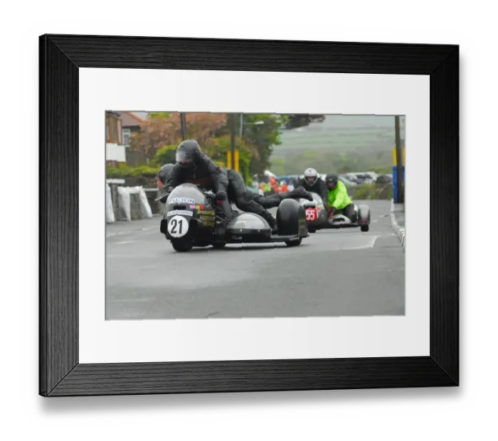 Framed Print : Richard Pouwels & Kim van Loon-Pouwels (Harley Davidson) 2013 Pre TT Classic Framed Print : Richard Pouwels & Kim van Loon-Pouwels (Harley Davidson) 2013 Pre TT Classic