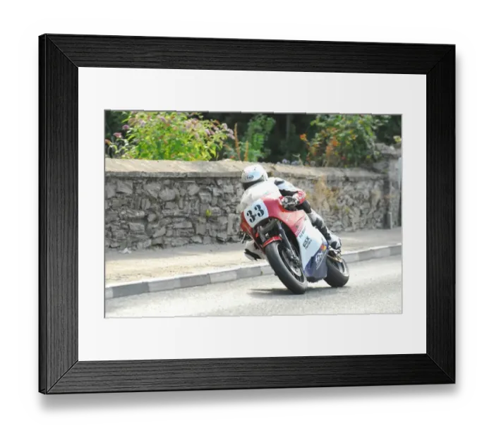 Framed Print : Graham English (Suzuki Harris) 2013 Formula 1 Classic TT Framed Print : Graham English (Suzuki Harris) 2013 Formula 1 Classic TT