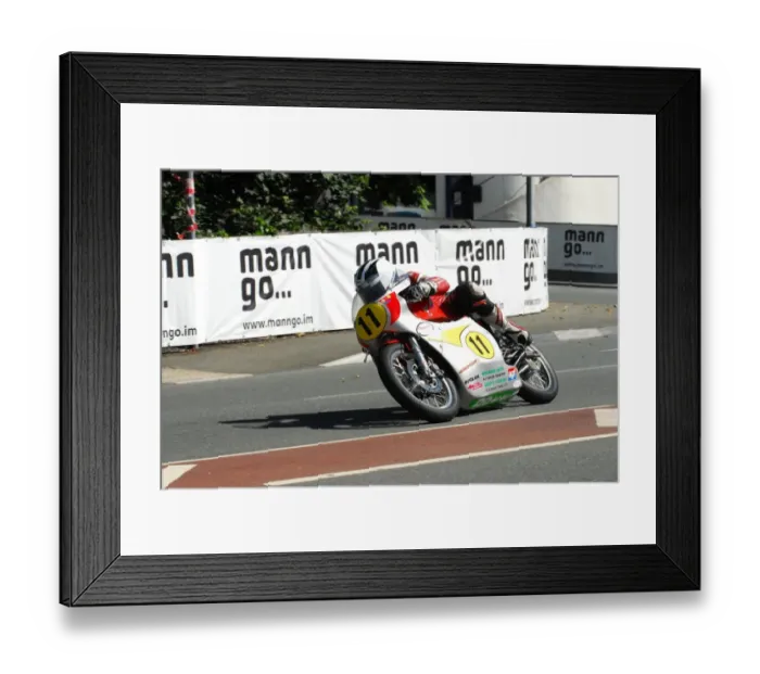 Framed Print : William Dunlop (Honda) 2013 Senior Classic TT Framed Print : William Dunlop (Honda) 2013 Senior Classic TT
