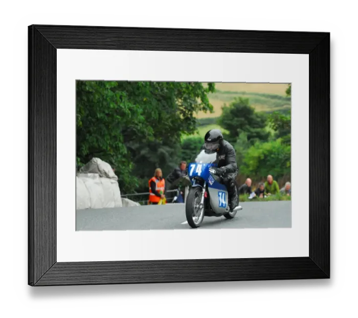Framed Print : Andy Wilson (Suzuki) 2013 Lightweight Classic TT Framed Print : Andy Wilson (Suzuki) 2013 Lightweight Classic TT