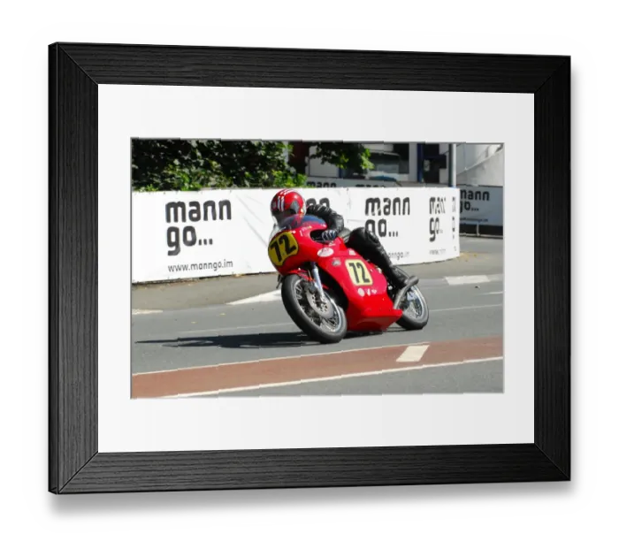 Framed Print : Henry Bell (Honda Drixton) 2013 Senior Classic TT Framed Print : Henry Bell (Honda Drixton) 2013 Senior Classic TT