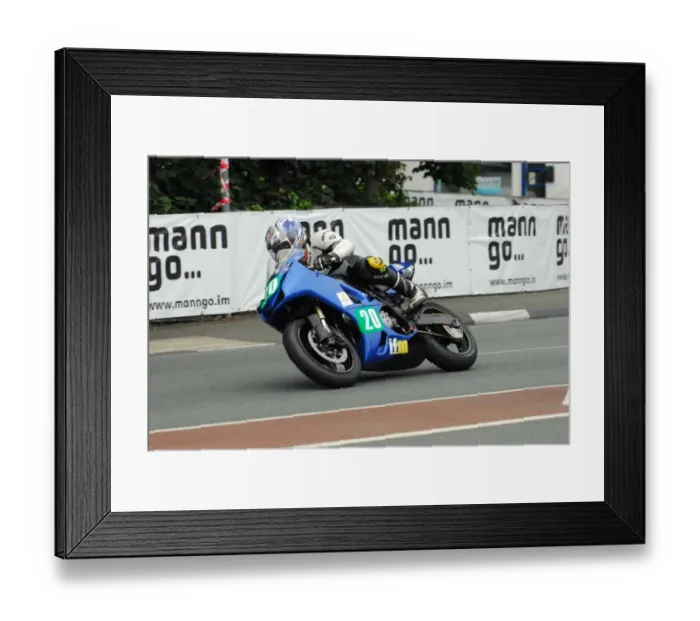 Framed Print : Gary Gittins (Suzuki) 2013 Super Twin MGP Framed Print : Gary Gittins (Suzuki) 2013 Super Twin MGP