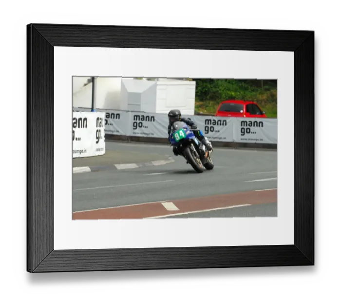 Framed Print : Shelley Pike (Honda) 2013 Lightweight MGP Framed Print : Shelley Pike (Honda) 2013 Lightweight MGP