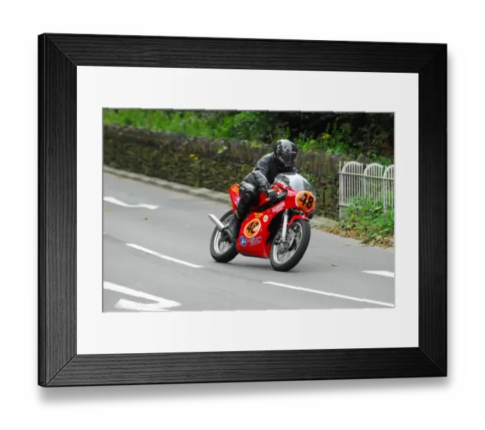 Framed Print : Jim Snaith (Yamaha) 2012 Junior Post-Classic MGP Framed Print : Jim Snaith (Yamaha) 2012 Junior Post-Classic MGP