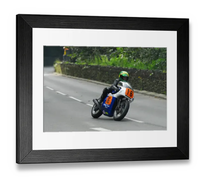 Framed Print : Chris McGahan (Triumph) 2012 Classic Superbike MGP Framed Print : Chris McGahan (Triumph) 2012 Classic Superbike MGP