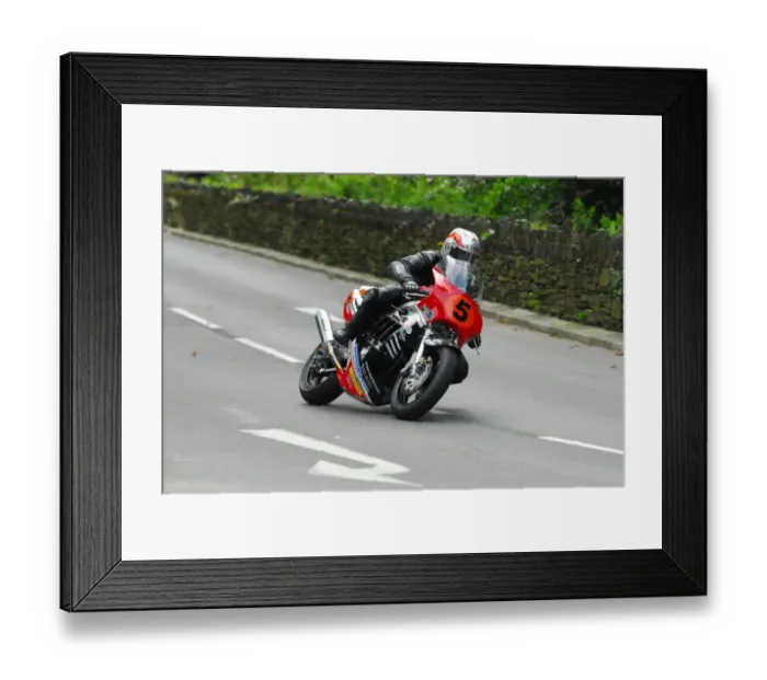 Framed Print : Dan Kneen (Suzuki) 2012 Classic Superbike MGP Framed Print : Dan Kneen (Suzuki) 2012 Classic Superbike MGP