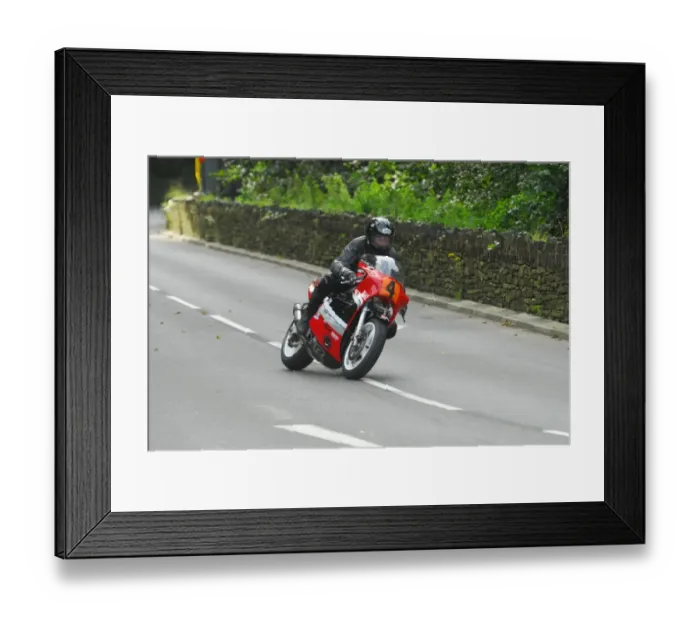 Framed Print : Alan Oversby (Suzuki) 2012 Classic Superbike MGP Framed Print : Alan Oversby (Suzuki) 2012 Classic Superbike MGP