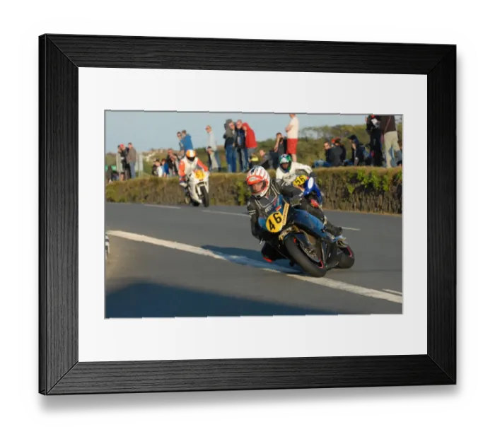 Framed Print : Anthony Redmond (Honda) 2011 Southern 100 Framed Print : Anthony Redmond (Honda) 2011 Southern 100