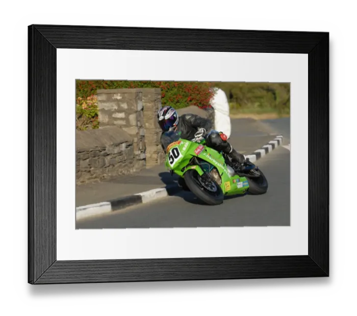 Framed Print : Lee Darbyshire (Kawasaki) 2011 Southern 100