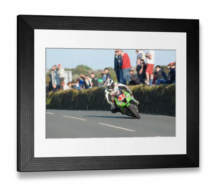 Framed Print : Michael Dunlop (Kawasaki) 2011 Southern 100 Framed Print : Michael Dunlop (Kawasaki) 2011 Southern 100