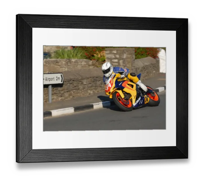 Framed Print : William Cowden (Suzuki) 2011 Southern 100