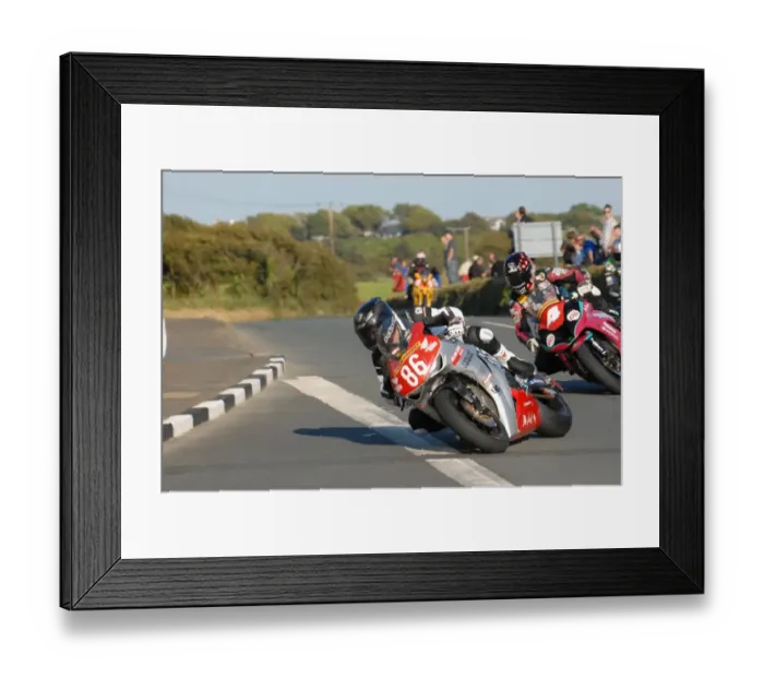Framed Print : Cameron Donald (Honda) 2011 Southern 100 Framed Print : Cameron Donald (Honda) 2011 Southern 100