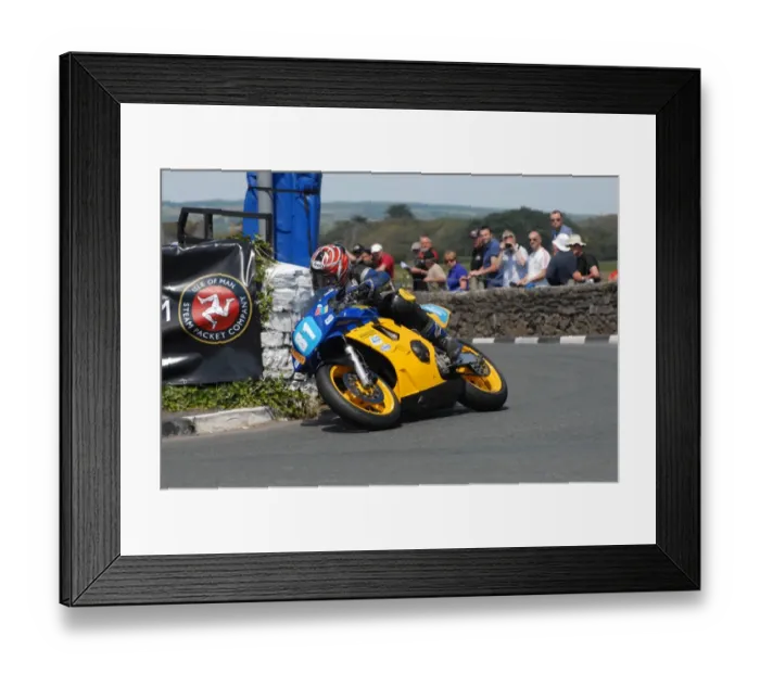 Framed Print : Alistair Howarth (Yamaha) 2011 Southern 100 Framed Print : Alistair Howarth (Yamaha) 2011 Southern 100