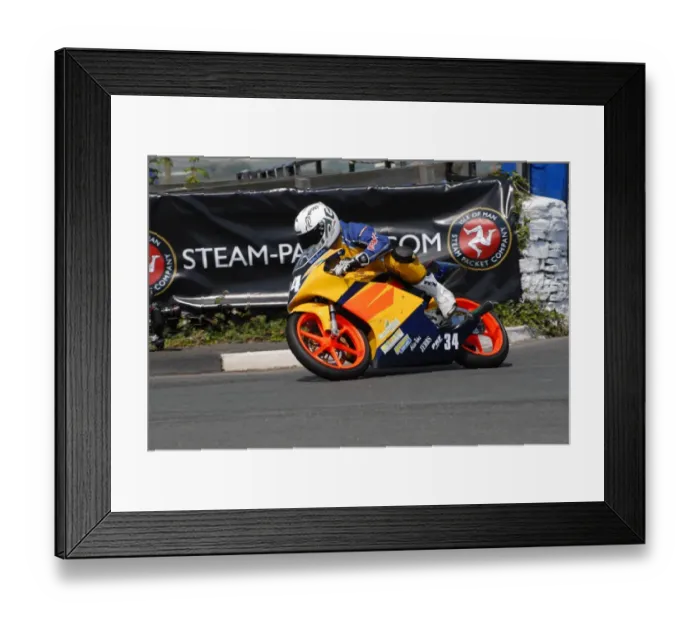 Framed Print : William Cowden (Honda) 2011 Southern 100 Framed Print : William Cowden (Honda) 2011 Southern 100