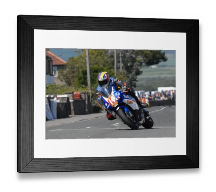 Framed Print : Russ Mountford (Honda) 2011 Southern 100 Framed Print : Russ Mountford (Honda) 2011 Southern 100
