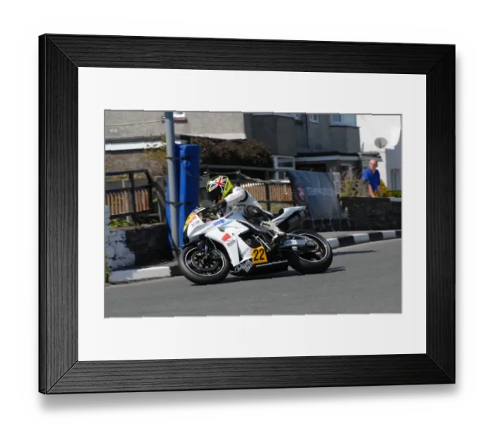 Framed Print : David Bell (Honda) 2011 Southern 100 Framed Print : David Bell (Honda) 2011 Southern 100