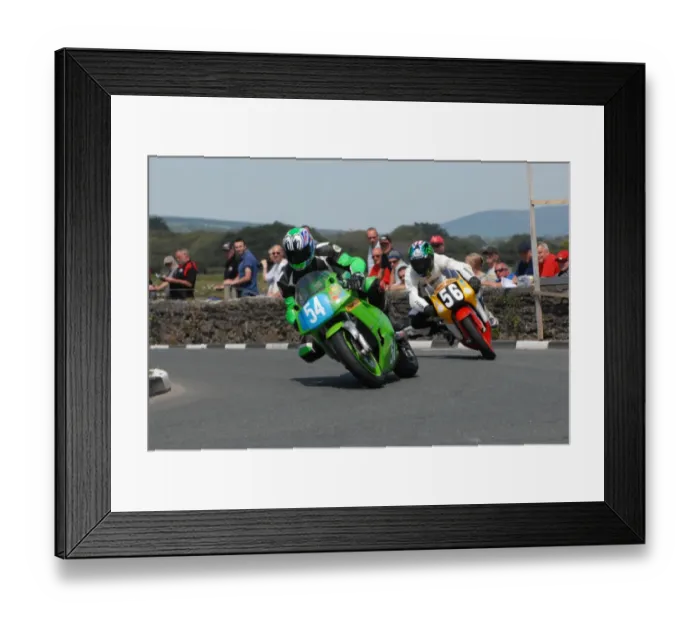 Framed Print : Adam Jones (Kawasaki) and Mark Goodings (Honda) 2011 Southern 100 Framed Print : Adam Jones (Kawasaki) and Mark Goodings (Honda) 2011 Southern 100
