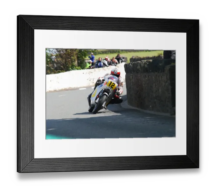 Framed Print : Barry Davidson (Drixton Honda) 2011 Pre TT Classic Framed Print : Barry Davidson (Drixton Honda) 2011 Pre TT Classic