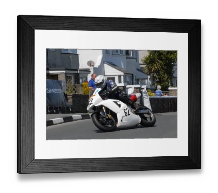 Framed Print : Brian Appleton (Suzuki) 2011 Southern 100 Framed Print : Brian Appleton (Suzuki) 2011 Southern 100