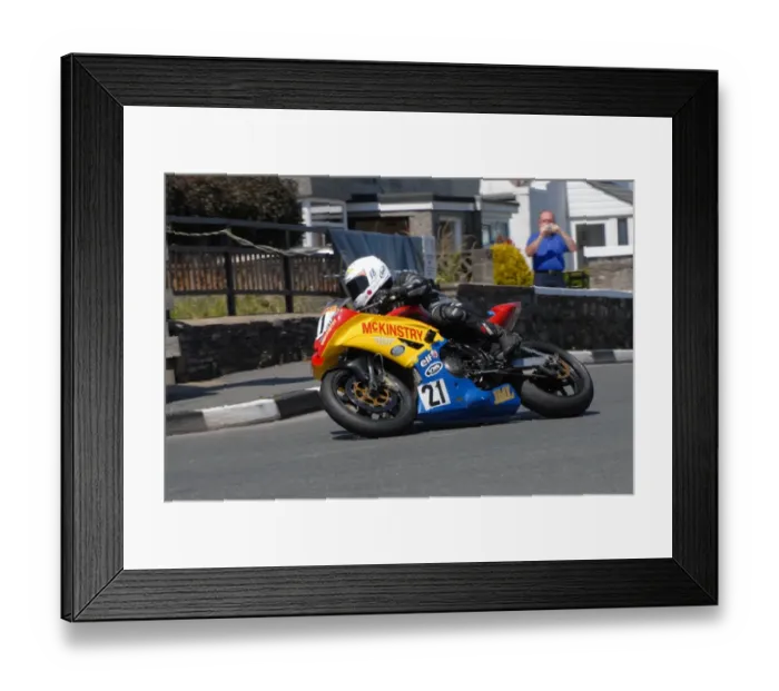 Framed Print : Lee Vernon (Kawasaki) 2011 Southern 100 Framed Print : Lee Vernon (Kawasaki) 2011 Southern 100